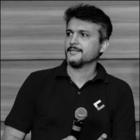 Eugenio Bustamante JR