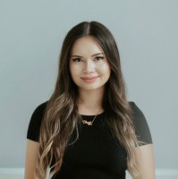 Emily Rogan, Pmp