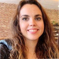 Esther Chazarra