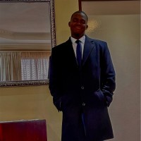Praise Mapholisa