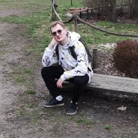 Богдан Максименко