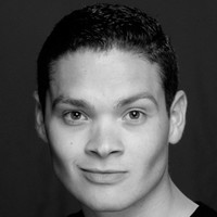 Derek Colón