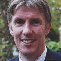 Dr Iain Williams
