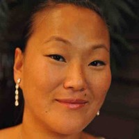Véronique Yoon-Kyung Martin