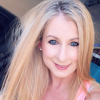 Kelly Gladden, Profm