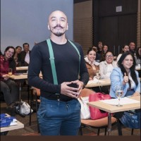 Juan Villamil (IA . AI)