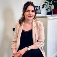 Manon BELLO