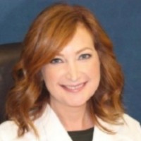 Dr. Julia Raber