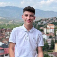 Semih Çomak