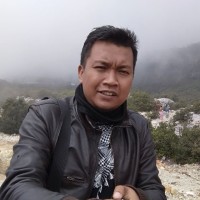 Dede Munawar