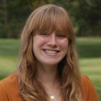 Julia Holmes