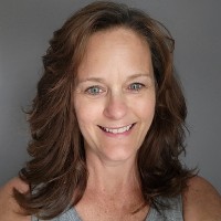 Lara Smith