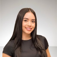 Bella Saenz
