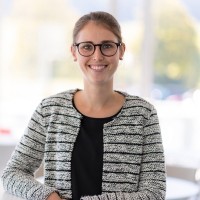 Lena Stoll