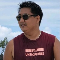 Dexter Santos
