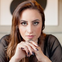 Flora Villar
