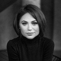 Yana Sukhanova
