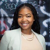 Lianna Lochard, Mba
