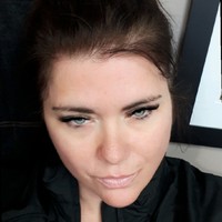 Ali Loucks
