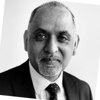 Paul Arora CeFA DipFA