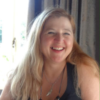 Julie Page