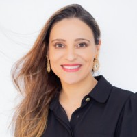 Danielle SilvaDanielle Silva is an Influencer