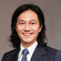 Desmond How 侯明伟