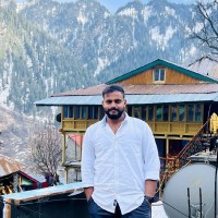 Suresh Vudathaneni
