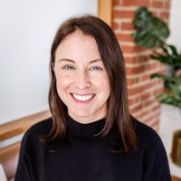 Meghan Harra, Mba