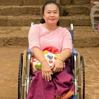 Vang Sokun Lina (Lee-Na)