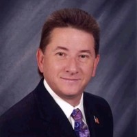 Robert E Goggin