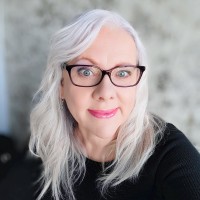 Julia Warkentin