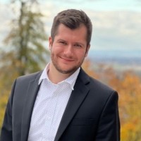 Adrian Leber