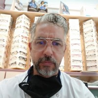 Roberto Salinas