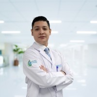 Dr.  Gerardo Hernández .