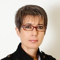 Violet Toumbev