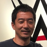 Hiroomi Tokumasu（徳升宏臣）