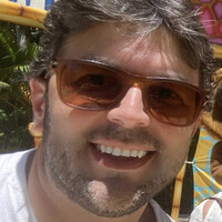 Carlos Oliveira