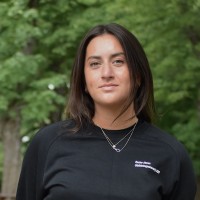 Eszter Abran