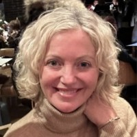 Kristen Mouzer