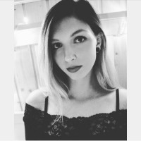 Anna-Clarissa Becker