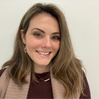 Ariana Hall , Mba, Phr