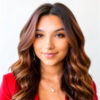 Lilia Barrett