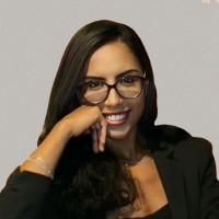 Isabella Oliveira