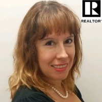 Annie (Anca) Balanos