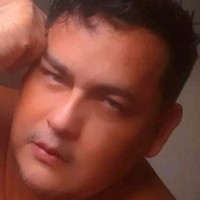 Leonardo J.