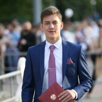 Андрей Хромых