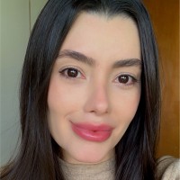 Amanda Caroline Da Veiga