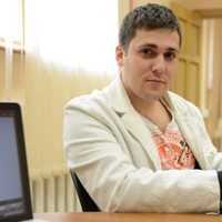 Александр Ребров