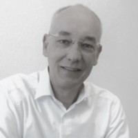 Oliver Fischer